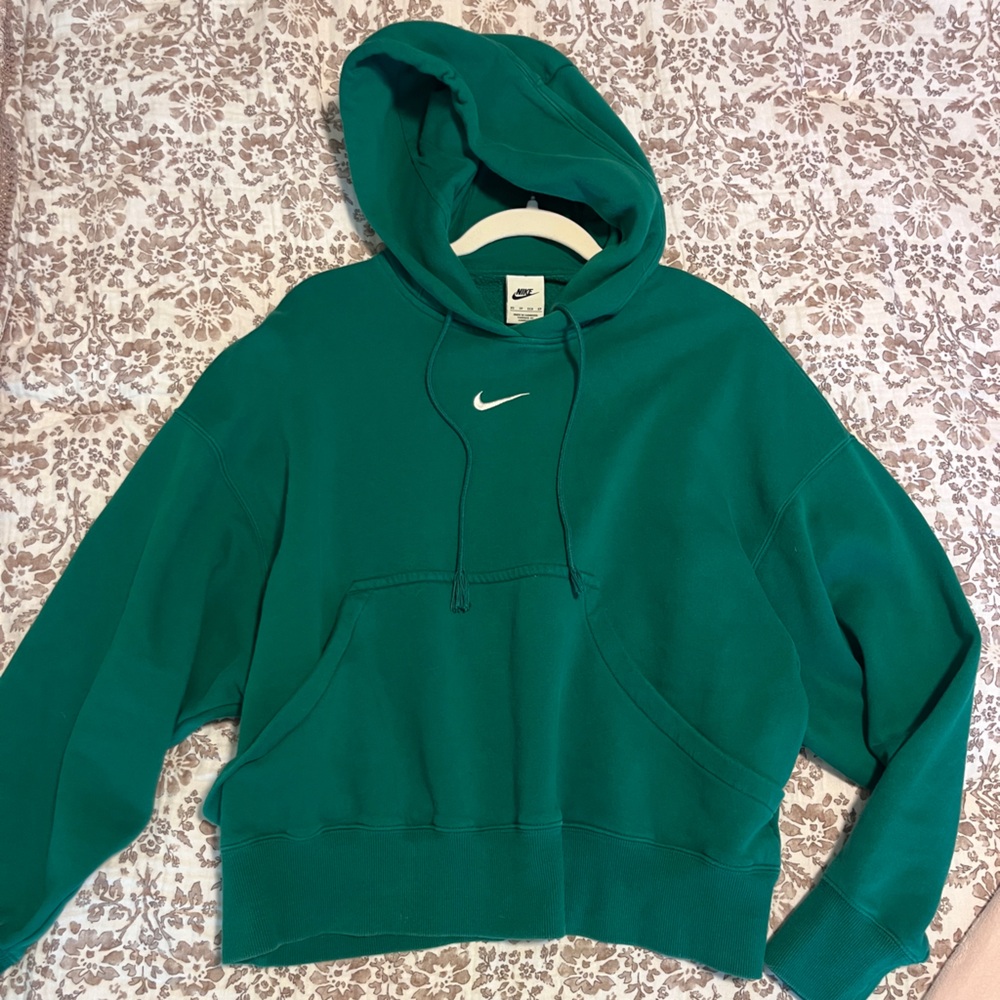Cropped Green Nike Phoenix Hoodie